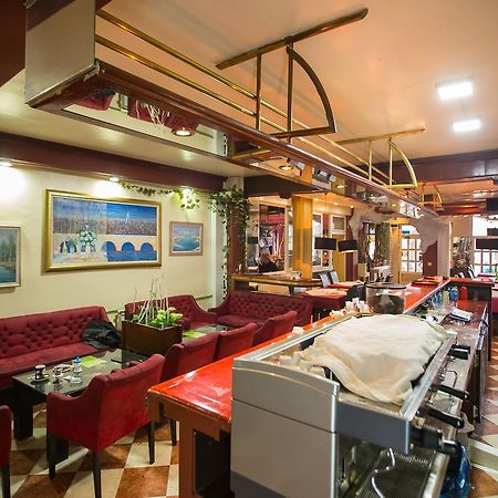 Jet Star Motel Zivinice Extérieur photo