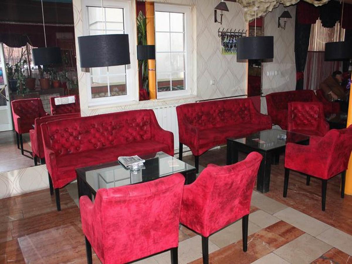 Jet Star Motel Zivinice Extérieur photo