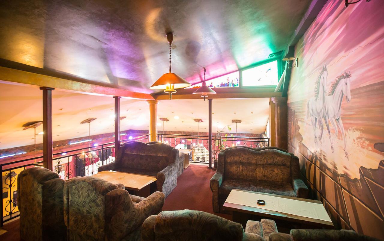 Jet Star Motel Zivinice Extérieur photo